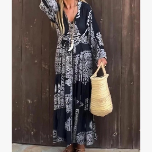 Boho Black and White Maxi Dress - Picture 2 of 5